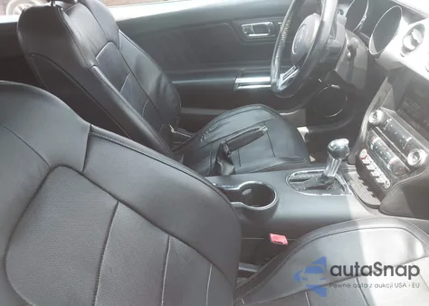 2015 Ford Mustang Ecoboost Premium z USA, uszkodzony, nr VIN 1FATP8UH6F5409659